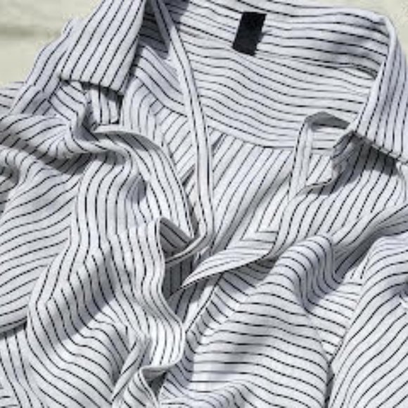 Windsor, Shirt Dress, white with white black pinstripe, sexy dress - Picture 4 of 5